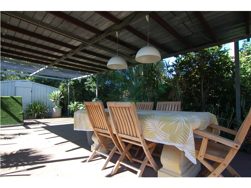 8 Northmoor Road, Eden Hill WA 6054