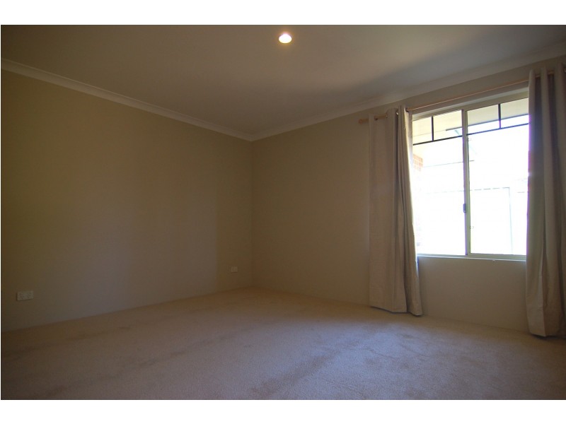 8A Fifth Avenue, Bassendean WA 6054