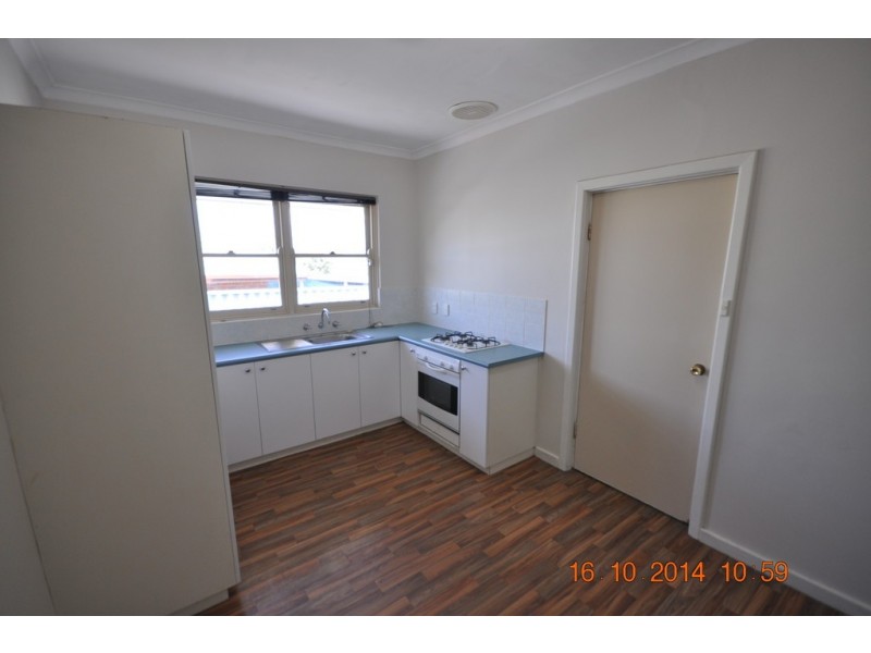 9 Stroughton Rd, Westminster WA 6061