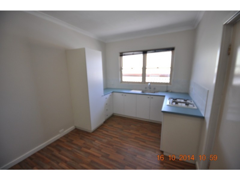 9 Stroughton Rd, Westminster WA 6061