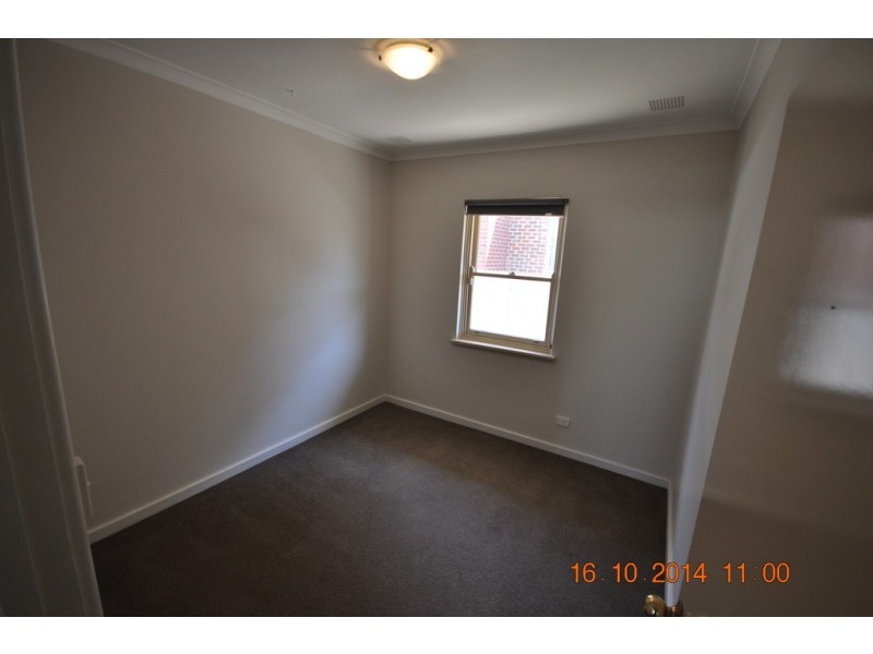 9 Stroughton Rd, Westminster WA 6061