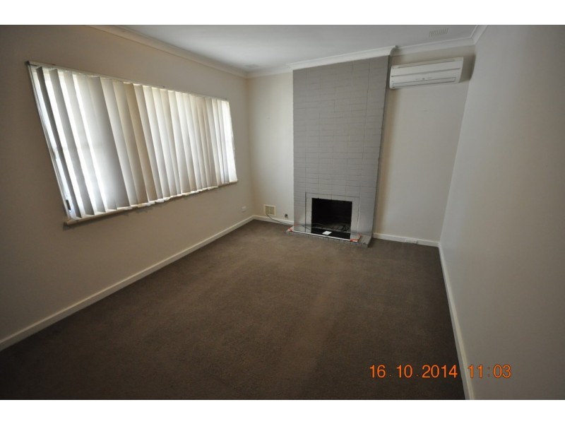 9 Stroughton Rd, Westminster WA 6061