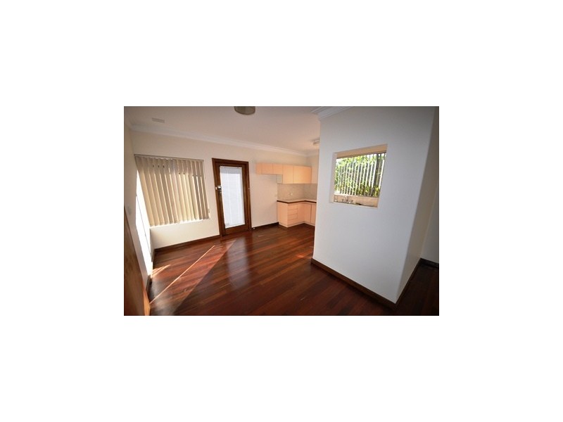 70 Arnott St, Trigg WA 6029