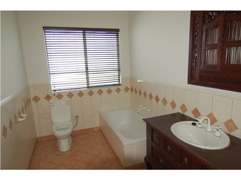 61B East Street, Guildford WA 6055