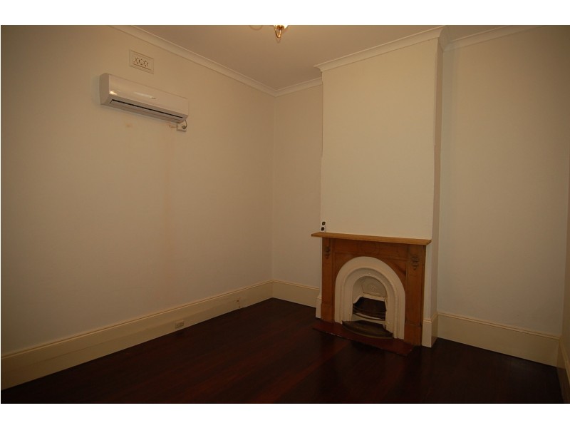 11 Hugh Street, Guildford WA 6055