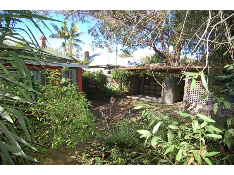 11 Hugh Street, Guildford WA 6055