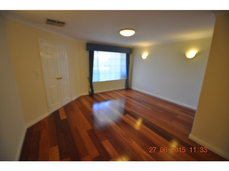 32 Rothesay Heights, Mindarie WA 6030