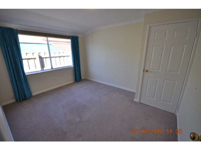 32 Rothesay Heights, Mindarie WA 6030