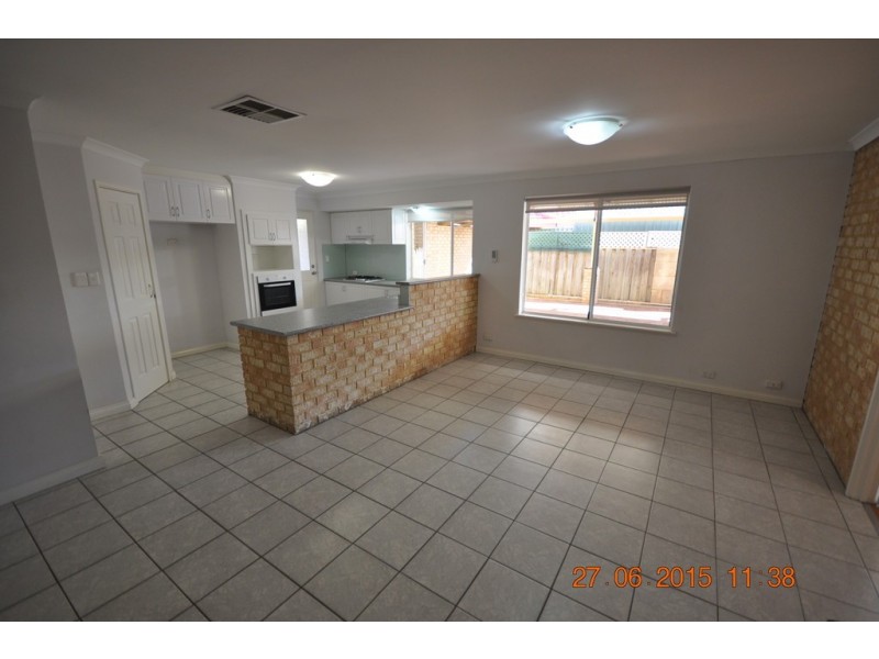 32 Rothesay Heights, Mindarie WA 6030