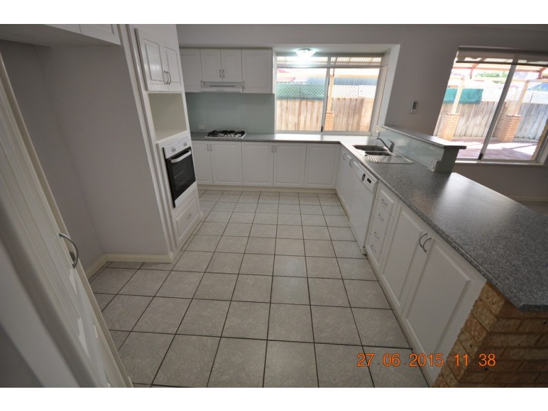 32 Rothesay Heights, Mindarie WA 6030