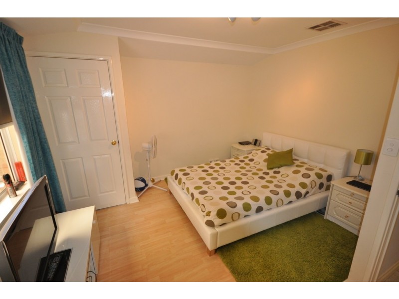 32 Rothesay Heights, Mindarie WA 6030