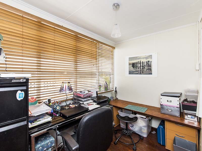 43 Devon Rd, Bassendean WA 6054