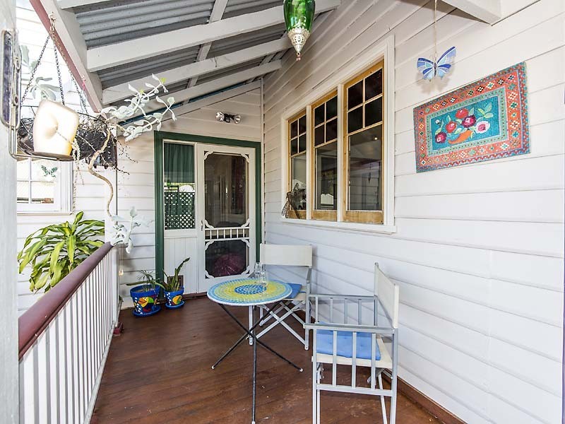 43 Devon Rd, Bassendean WA 6054