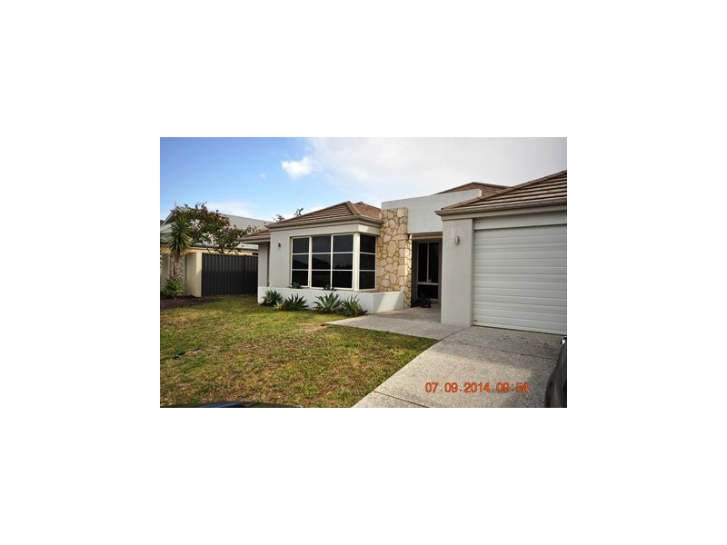 35 Dulegal Way, Aveley WA 6069