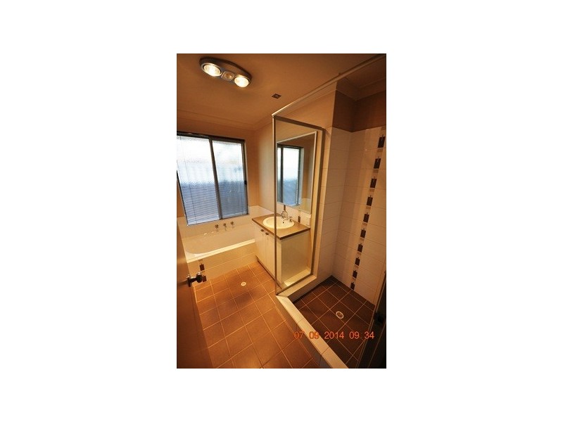 35 Dulegal Way, Aveley WA 6069