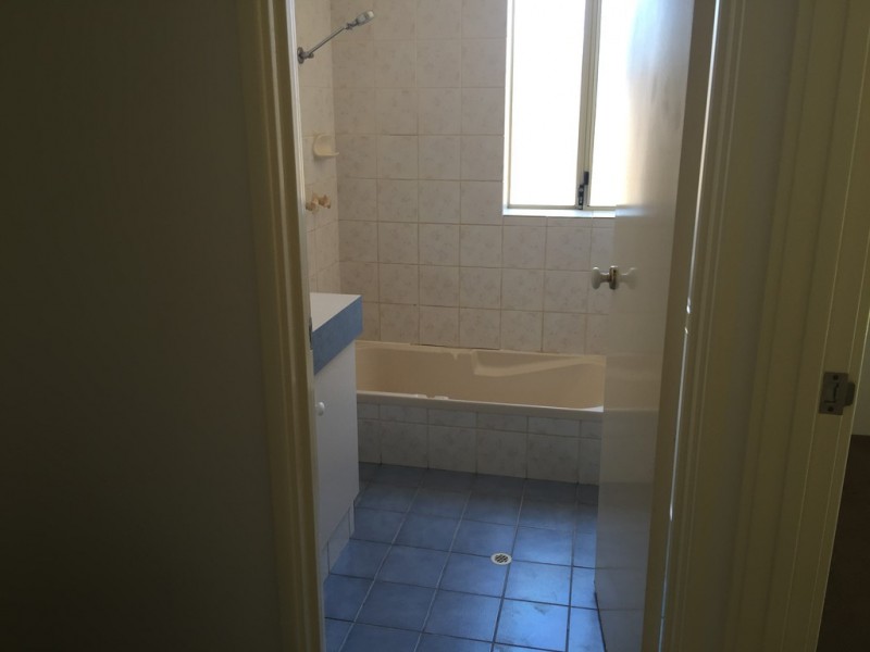 28 Hudleston Rise, Alexander Heights WA 6064