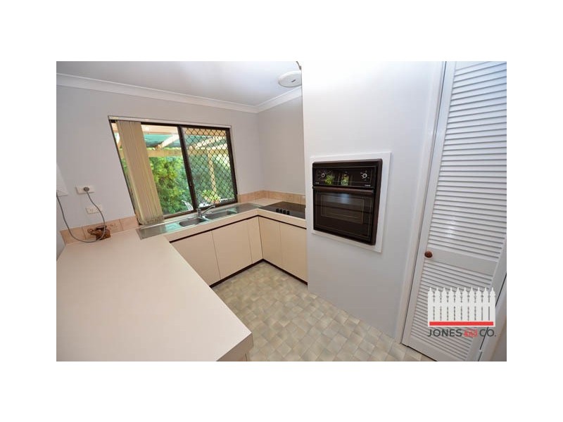 2/6 Calnon St, Bassendean WA 6054