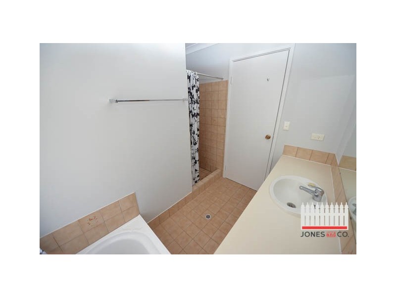 2/6 Calnon St, Bassendean WA 6054