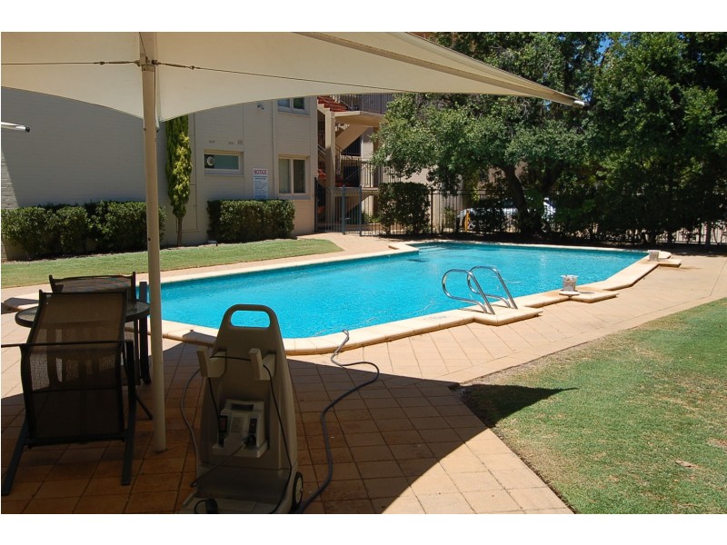 2/6 Kintail Road, Applecross WA 6153