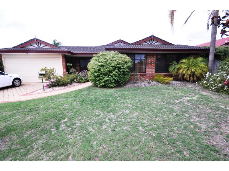 41 Mallina Circuit, Carramar WA 6031