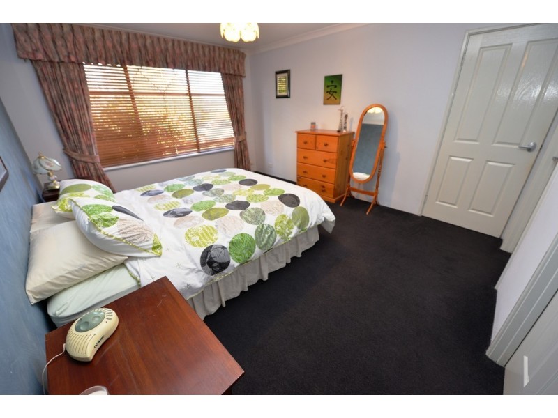 41 Mallina Circuit, Carramar WA 6031