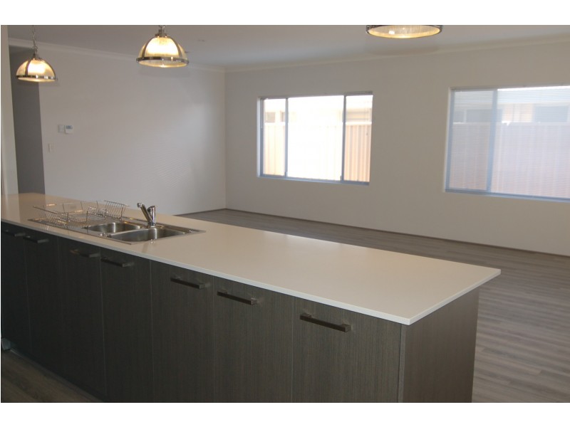 26 Albillo Parade, Caversham WA 6055