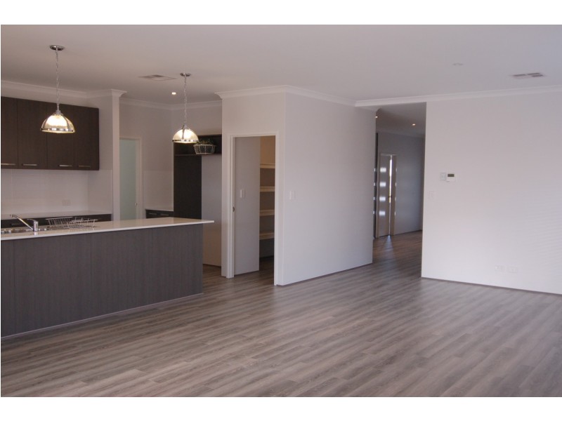 26 Albillo Parade, Caversham WA 6055