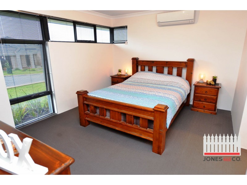 4 Yanchep Link, Jane Brook WA 6056