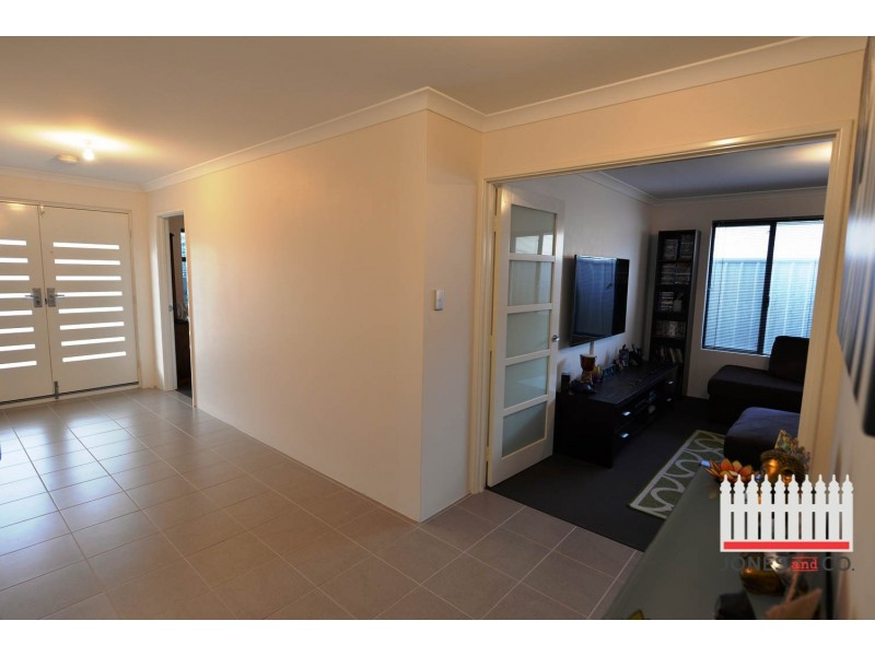 4 Yanchep Link, Jane Brook WA 6056