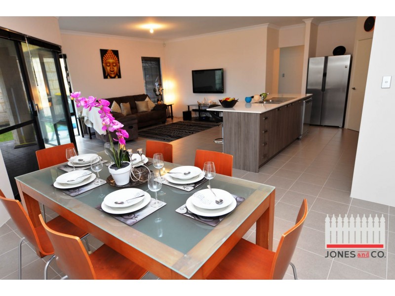 4 Yanchep Link, Jane Brook WA 6056