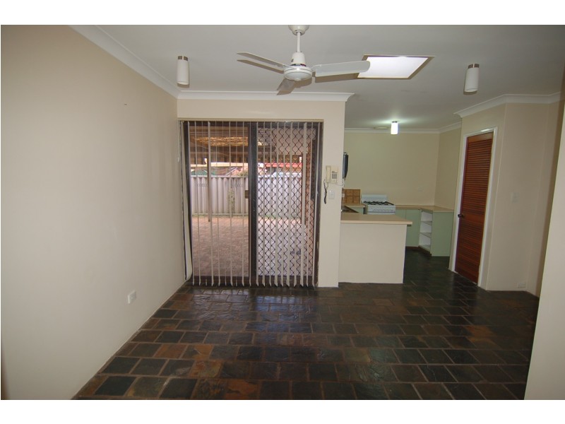 20/65 Amherst Road, Swan View WA 6056