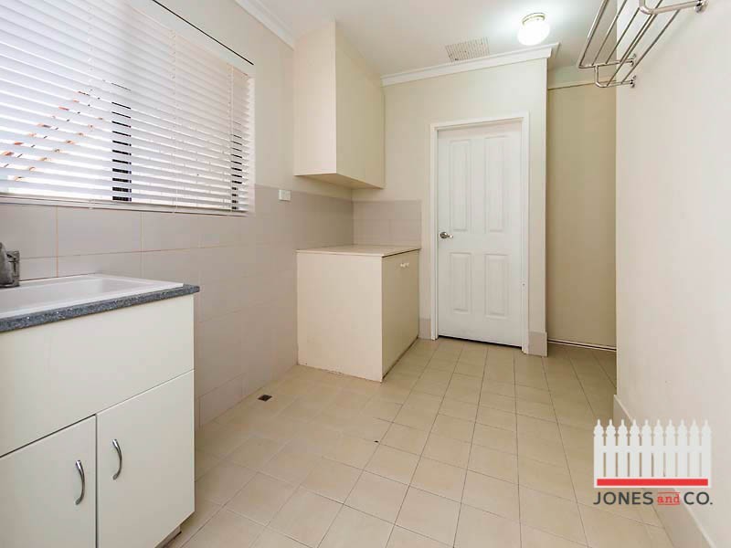 16 Nutfield Street, Bayswater WA 6053