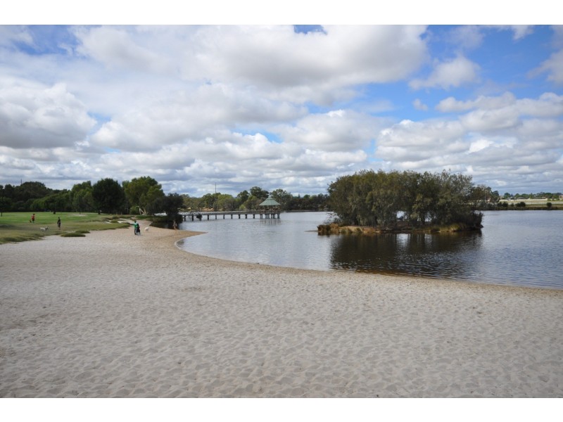 37 Arundel Street, Bayswater WA 6053