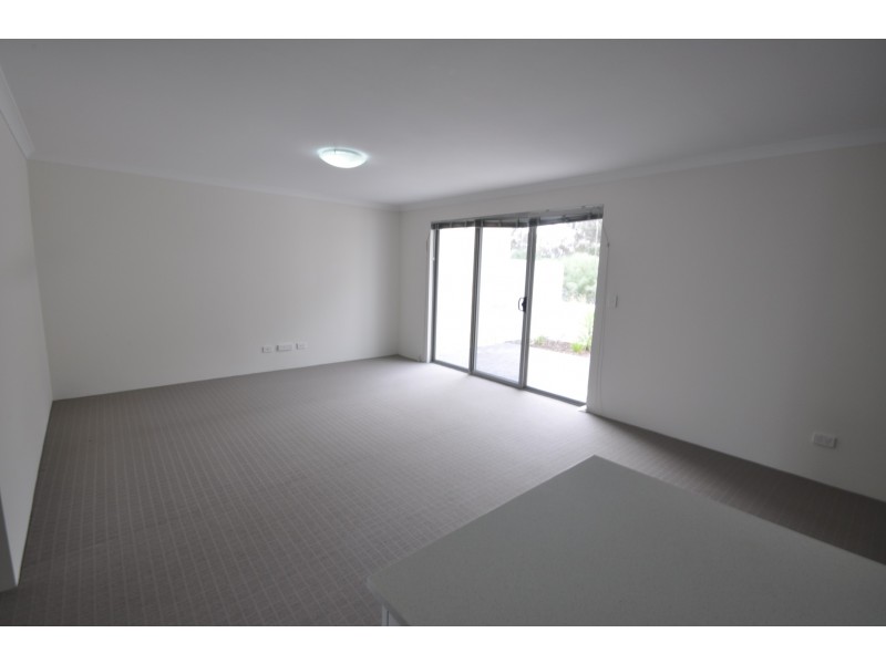 8/46 Gibbs Road, Aubin Grove WA 6164