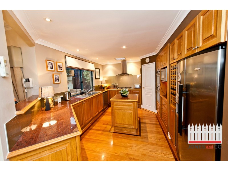 1 Carina, Ocean Reef WA 6027