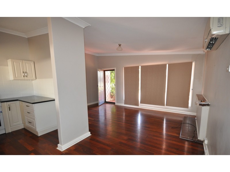 5 Connaught Street, Forrestfield WA 6058