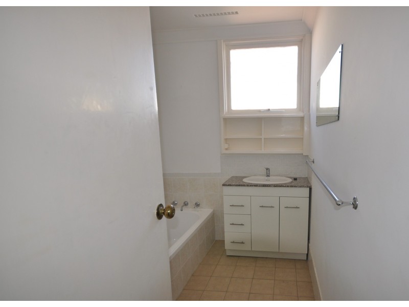 5 Connaught Street, Forrestfield WA 6058