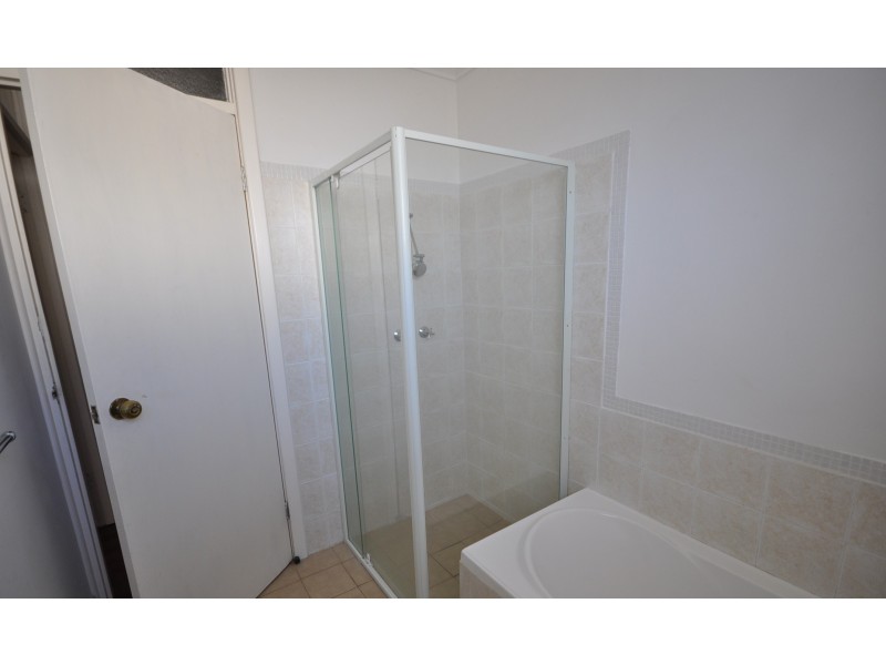 5 Connaught Street, Forrestfield WA 6058