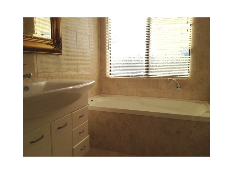 14B Canna Way, Ardross WA 6153