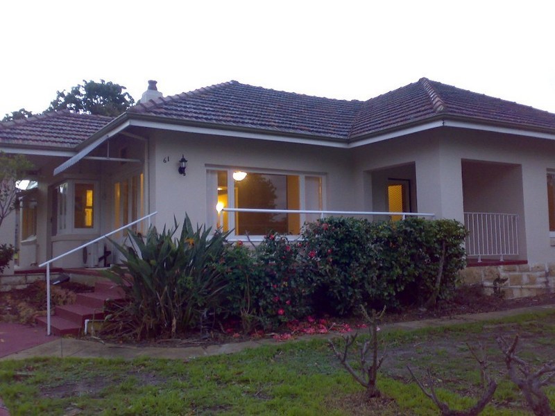 61 MacLeod Road, Applecross WA 6153