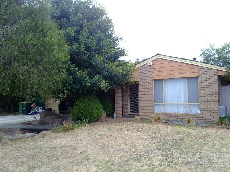 5 Elderberry Drive, South Lake WA 6164