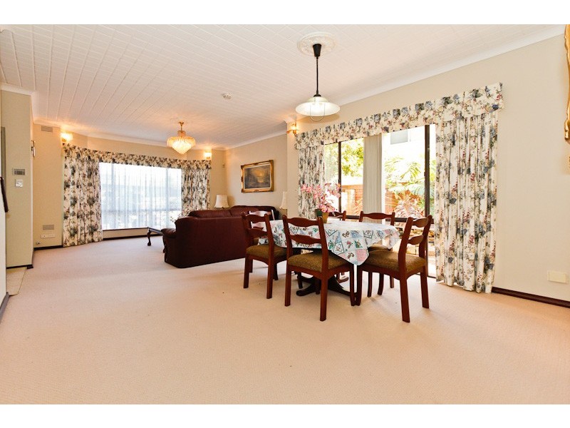 12A Spey Road, Applecross WA 6153