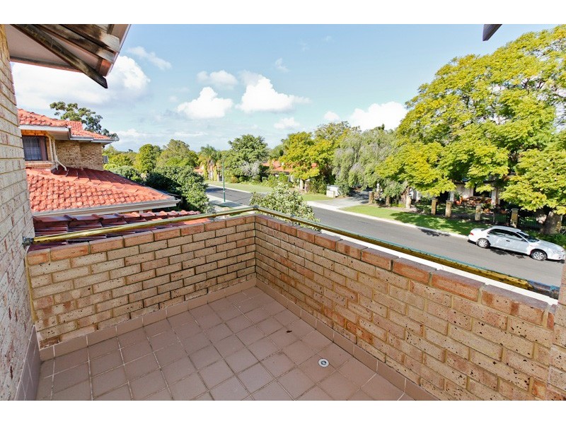 12A Spey Road, Applecross WA 6153