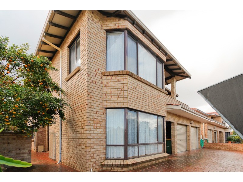 12A Spey Rd, Applecross WA 6153