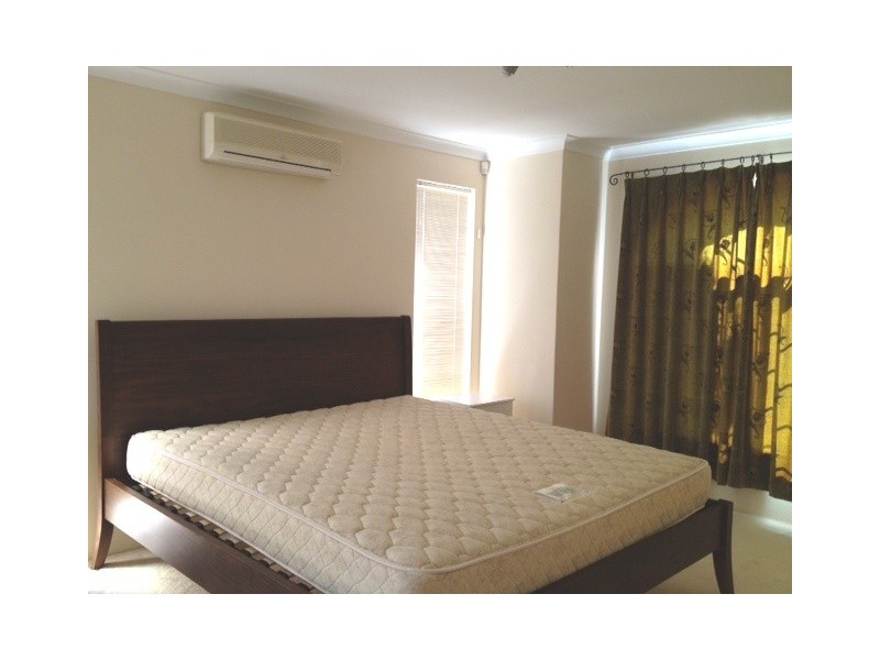 12 Drogheda Way, Waterford WA 6152