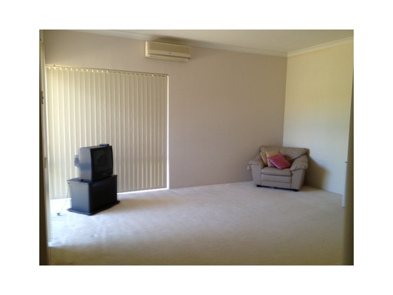 12 Drogheda Way, Waterford WA 6152