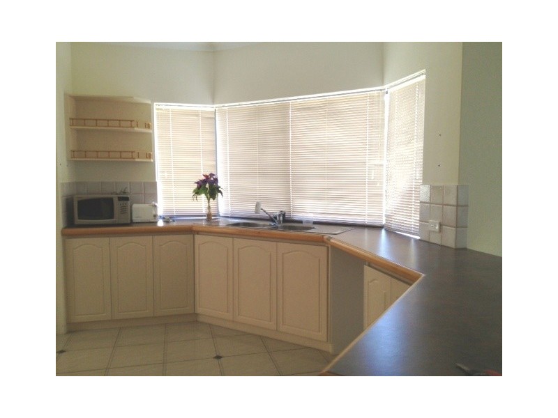 12 Drogheda Way, Waterford WA 6152