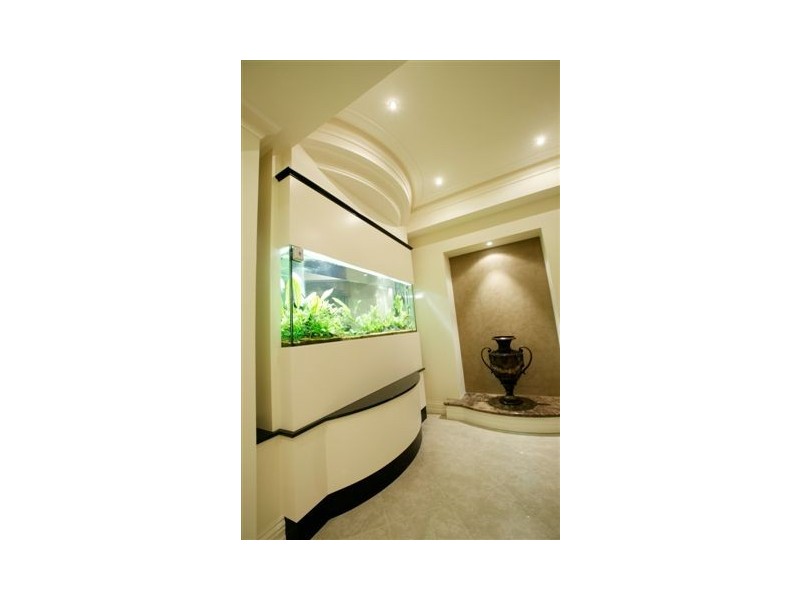 10 Lowan Loop, Karawara WA 6152