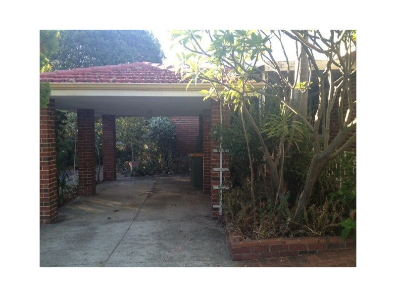 27 Raymond Street, Mount Pleasant WA 6153