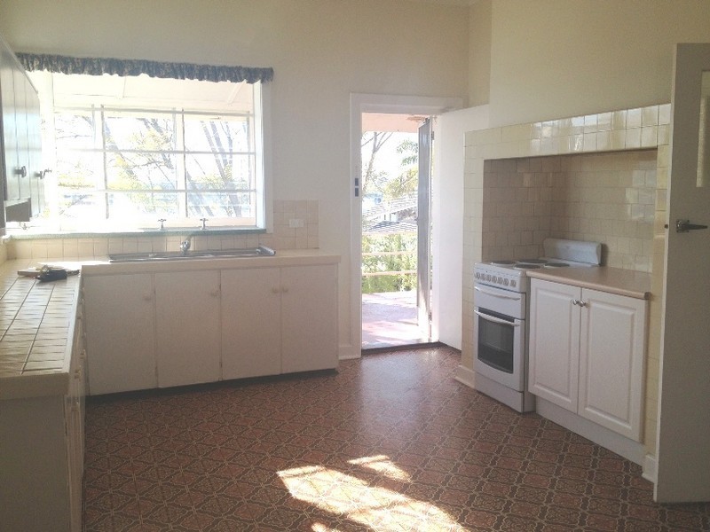 93 Bateman Road, Mount Pleasant WA 6153